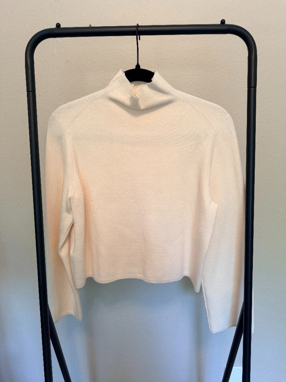 &OtherStories Ivory Mock Neck Crop Sweater Size XS